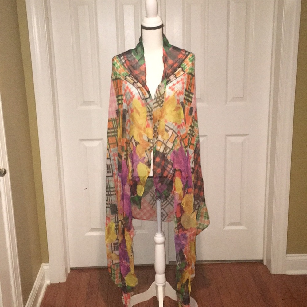 Gorgeous floral and plaid multicolor wrap/scarf.